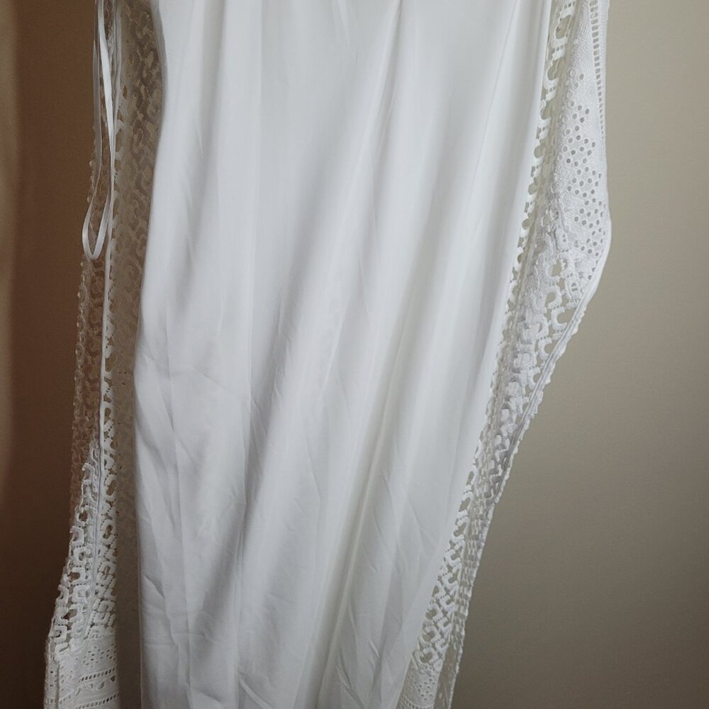 White Evangelia White Wrap Dress by Diane Von Furstenberg - Picture 14 of 15